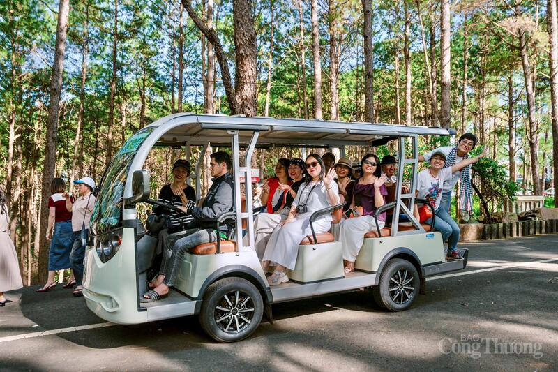 Năm 2025, du lịch Gia Lai ghi dấu ấn tăng trưởng mạnh với hơn 12,4 triệu lượt khách. Ảnh: Hiền Mai