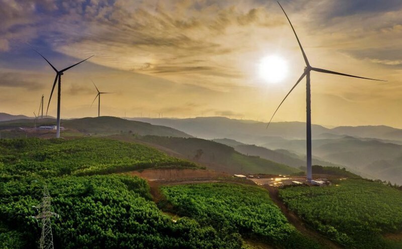 Nhu cầu điện năng của nền kinh tế được dự báo sẽ tăng mạnh, tạo áp lực lớn lên toàn bộ hệ thống điện. Ảnh minh hoạ