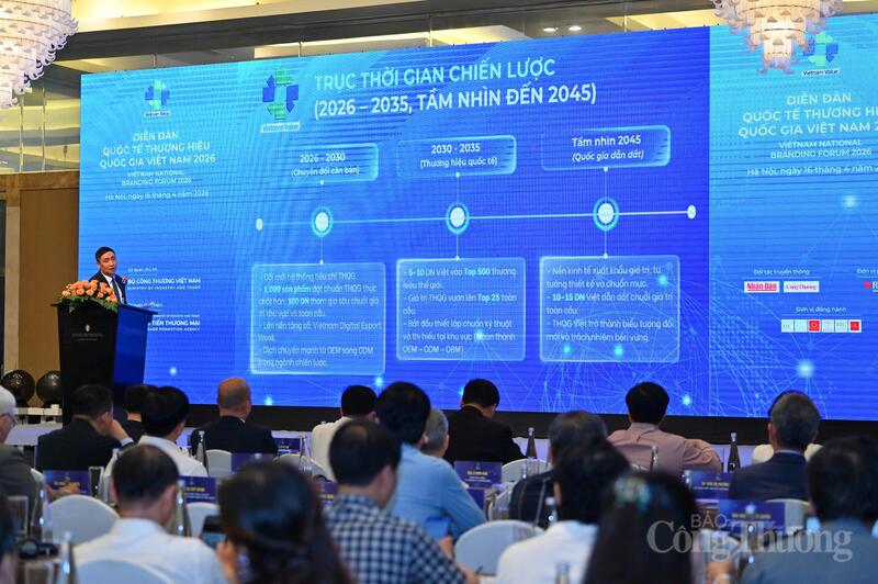 Ông Hoàng Minh Chiến khẳng định, Thương hiệu Quốc gia không thể chỉ đóng vai trò “bộ mặt” đối ngoại, mà phải trở thành đòn bẩy thực chất cho năng lực cạnh tranh quốc gia - Ảnh: Nam Nguyễn