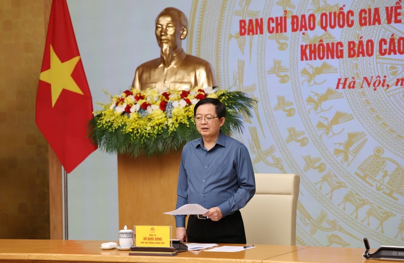 Phó Thủ tướng yêu cầu rà soát toàn diện hệ thống pháp luật, quy trình quản lý liên quan đến khai thác thủy sản, xử lý ngay những điểm còn sơ hở, bất cập. Ảnh: VGP/Gia Huy