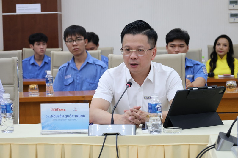 Ông Nguyễn Quốc Trung - Phó Tổng Giám đốc Công ty TNHH MTV Vận hành hệ thống điện và Thị trường điện quốc gia (NSMO) phát biểu tại tọa đàm