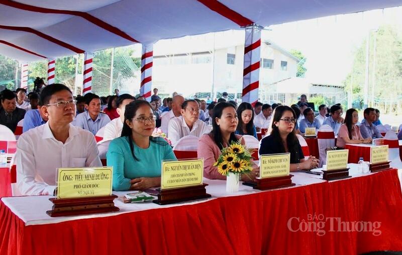 Quang cảnh tại buổi lễ.