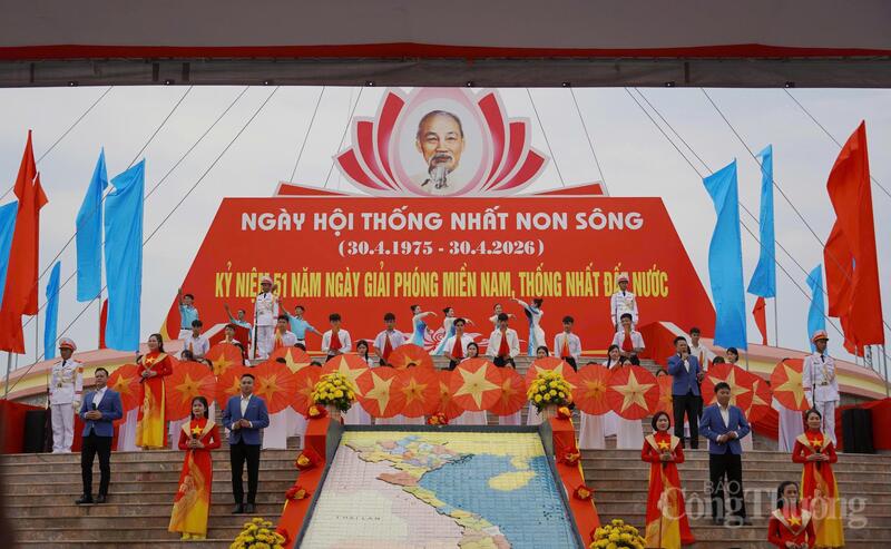 Lễ Thượng cờ “Thống nhất non sông” tại Kỳ đài Hiền Lương – Bến Hải