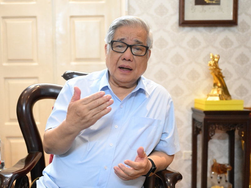 GS.TSKH Vũ Minh Giang - Chủ tịch Hội đồng Khoa học và Đào tạo Đại học Quốc gia Hà Nội, Phó Chủ tịch Hội Khoa học Lịch sử Việt Nam, Ủy viên Hội đồng Di sản Quốc gia Việt Nam. Ảnh: Nguyên Khánh