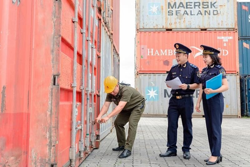 Theo Nghị định định số 169/2026/NĐ-CP xử phạt vi phạm hành chính trong lĩnh vực hải quan có nhiều điểm mới bảo đảm tính đồng bộ với các quy định pháp luật. Ảnh: CA