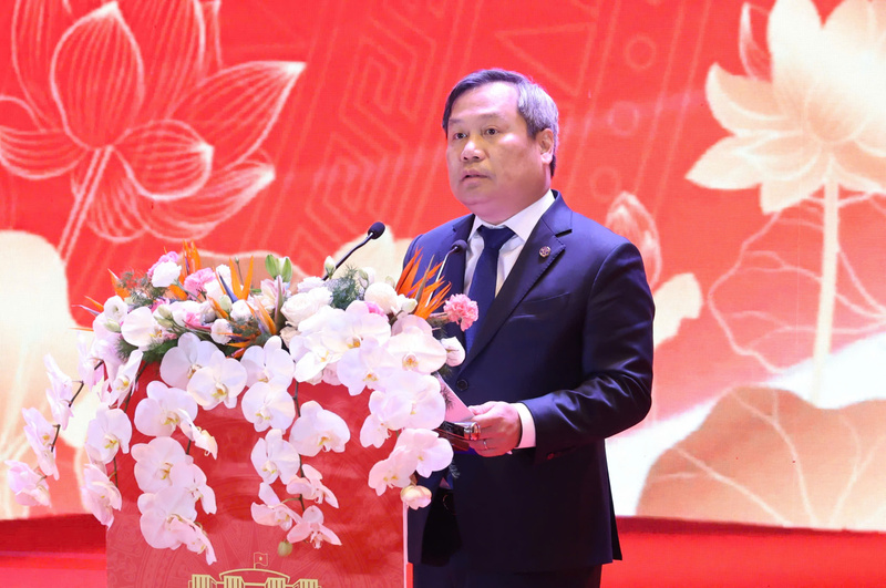 Chủ tịch UBND TP. Hà Nội Vũ Đại Thắng khẳng định, thời gian tới, Hà Nội thúc đẩy mạnh mẽ chuyển đổi số, phát triển kinh tế số, xã hội số, công dân số và xây dựng Hà Nội trở thành trung tâm đổi mới sáng tạo hàng đầu của cả nước và khu vực. Ảnh: Văn Quốc