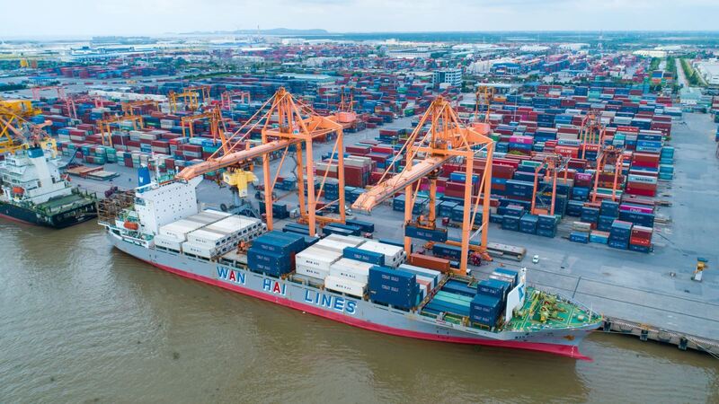 Khủng hoảng Trung Đông buộc doanh nghiệp xuất khẩu thay đổi tư duy logistics. Ảnh minh họa