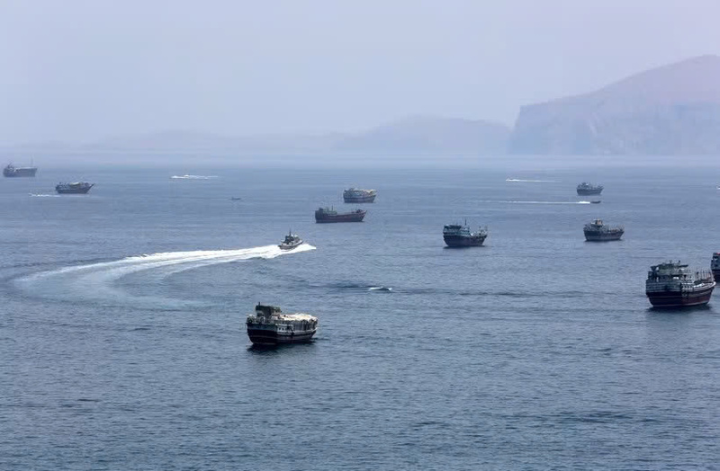Quang cảnh eo biển Hormuz ngày 20/6/2026. (Ảnh: THX/TTXVN)