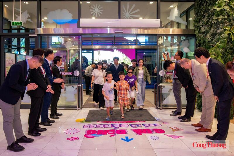AEON MALL Đà Nẵng Thanh Khê là trung tâm thương mại AEON MALL đầu tiên tại TP. Đà Nẵng, là trung tâm thương mại thứ 8 của Tập đoàn AEON tại Việt Nam, và là trung tâm thương mại thứ 9 ở TP. Đà Nẵng.