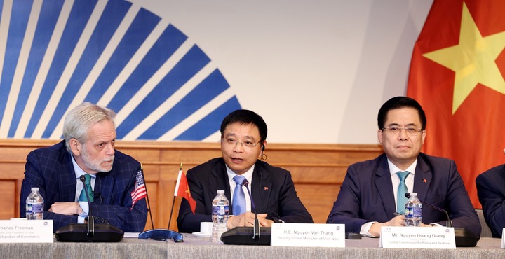 Phó Thủ tướng Nguyễn Văn Thắng: Chúng tôi mong muốn tiếp tục thu hút ưu tiên đầu tư vào các ngành, lĩnh vực chiến lược như là công nghệ cao, bán dẫn, trí tuệ nhân tạo và sản xuất tiên tiến - Ảnh chinhphu.vn/Đức Tuân
