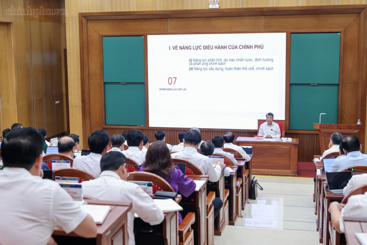 Thủ tướng đã tập trung phân tích 7 nhóm nội dung chủ yếu, cũng là 7 yếu tố quan trọng trong năng lực điều hành của Chính phủ - Ảnh: chinhphu.vn/Nhật Bắc
