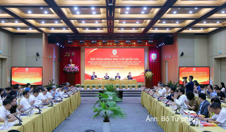 Quang cảnh hội thảo.
