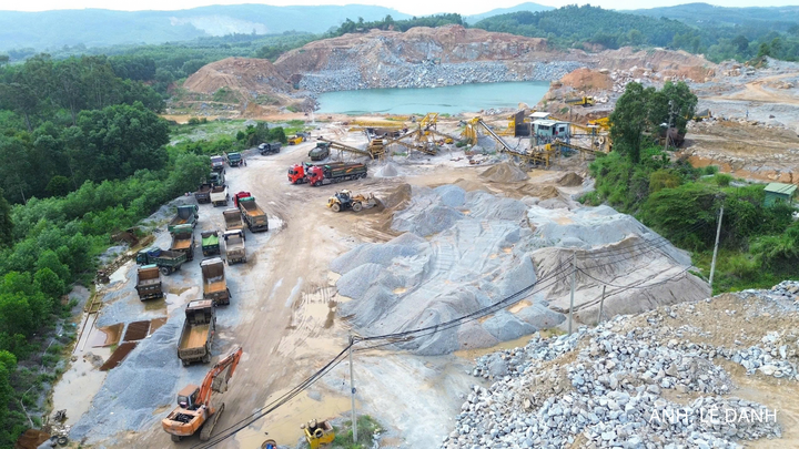 Tỉnh Quảng Ngãi hiện có 112 mỏ vật liệu xây dựng còn hiệu lực khai thác, đủ để đảm bảo cho các công trình trọng điểm