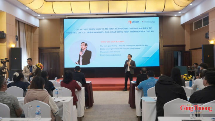 Quang cảnh buổi tập huấn.